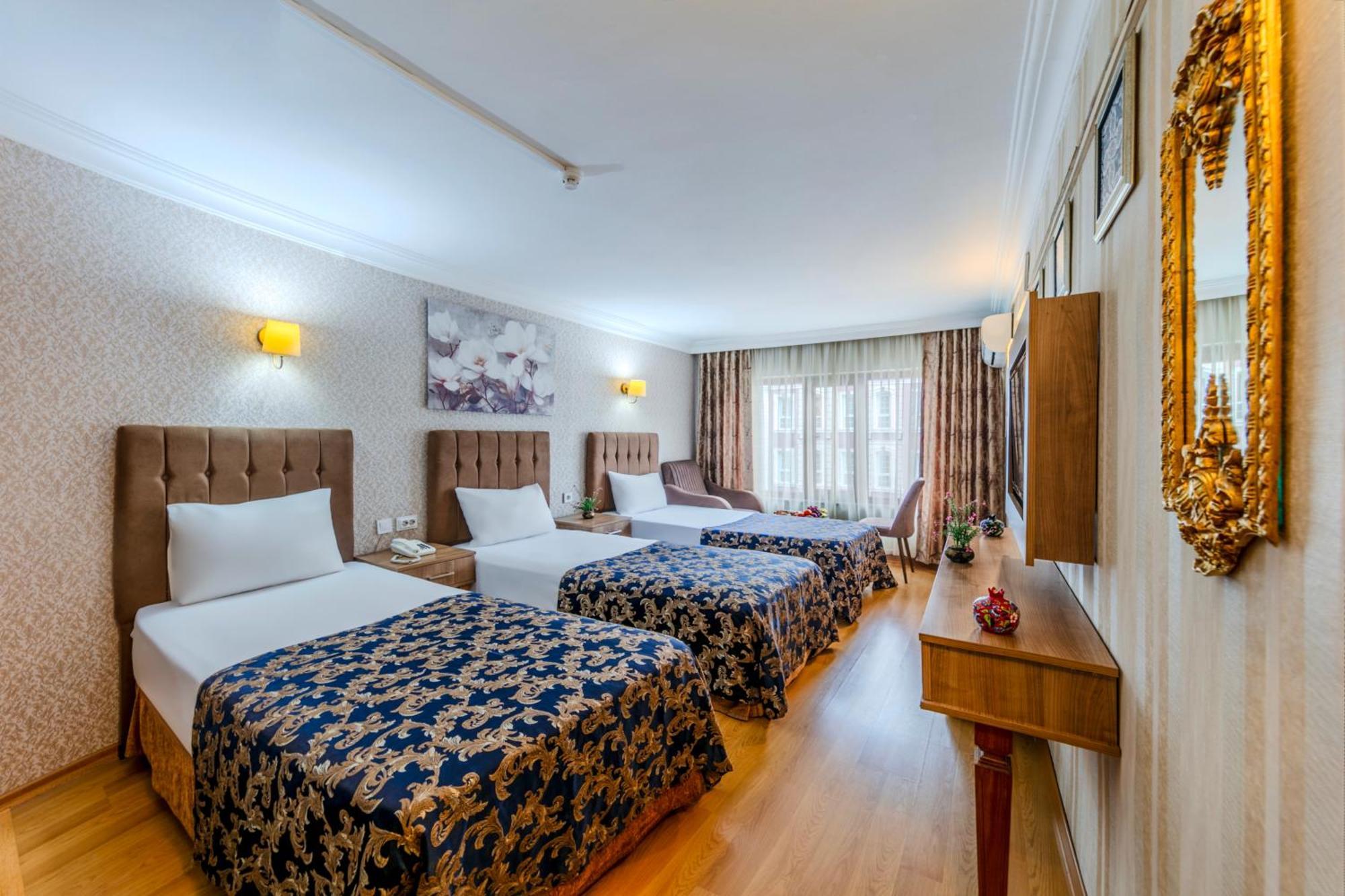 Hamit Hotel Istanbul Exterior photo