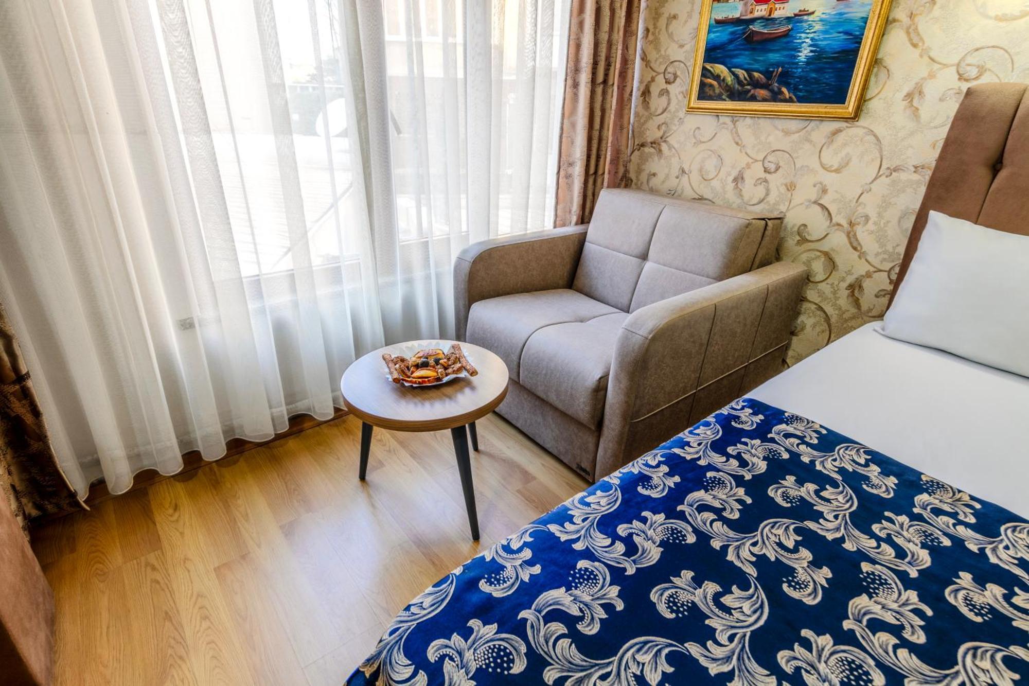 Hamit Hotel Istanbul Exterior photo