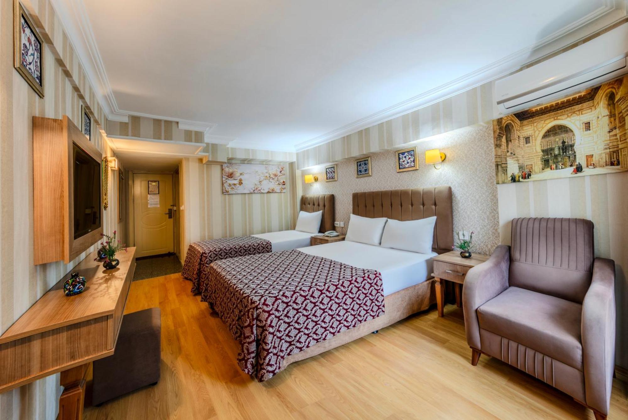 Hamit Hotel Istanbul Exterior photo